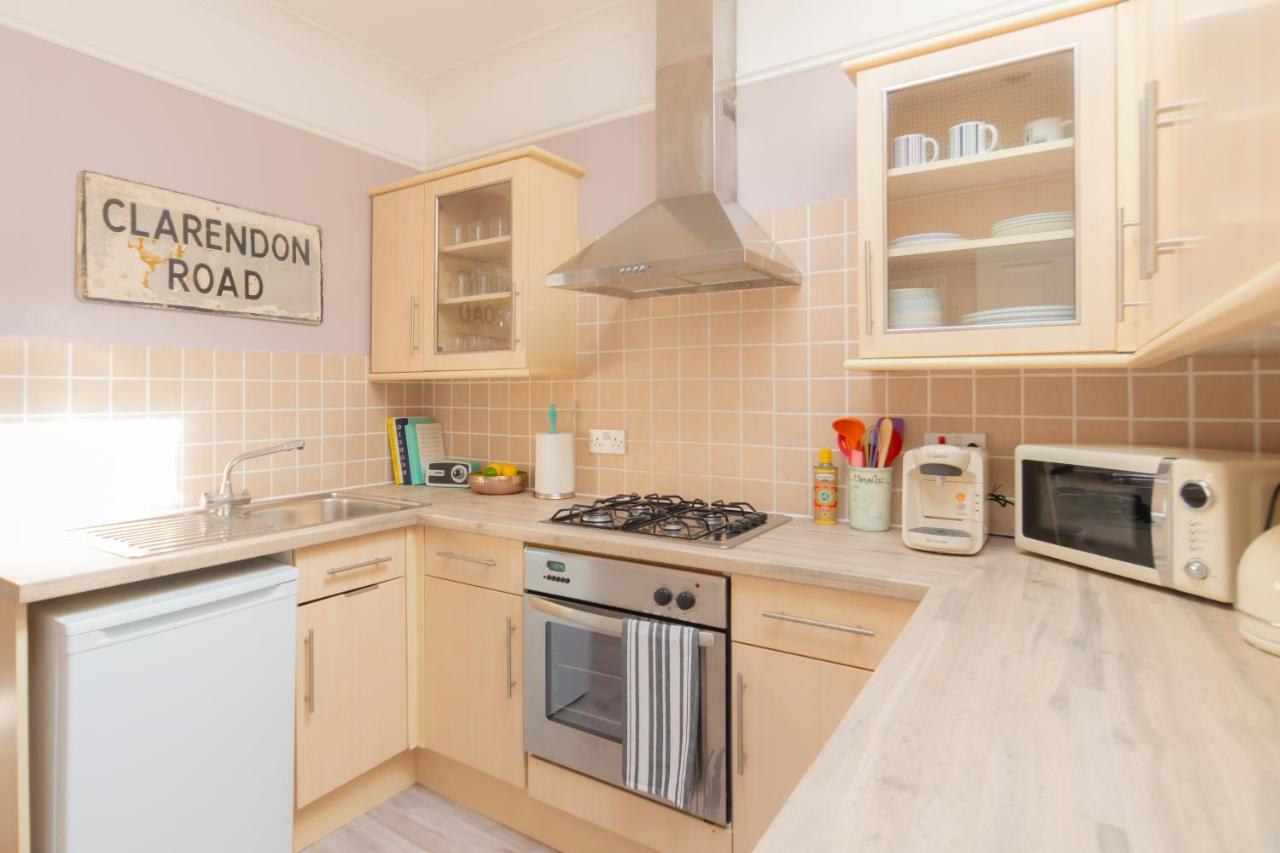 Spacious Split Level Flat In Great Location Portsmouth Exterior photo